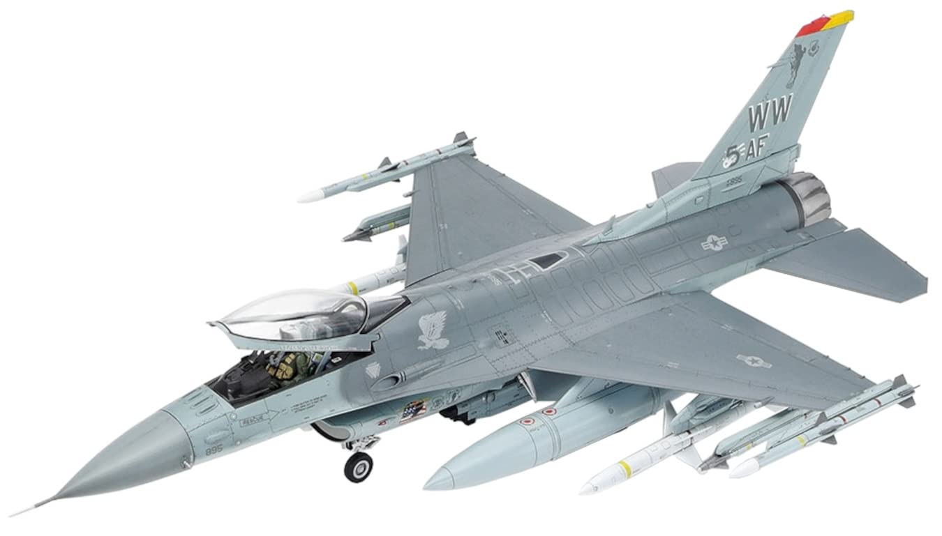 Tamiya TM61098 Lockheed F-16CJ Falcon Model Kit