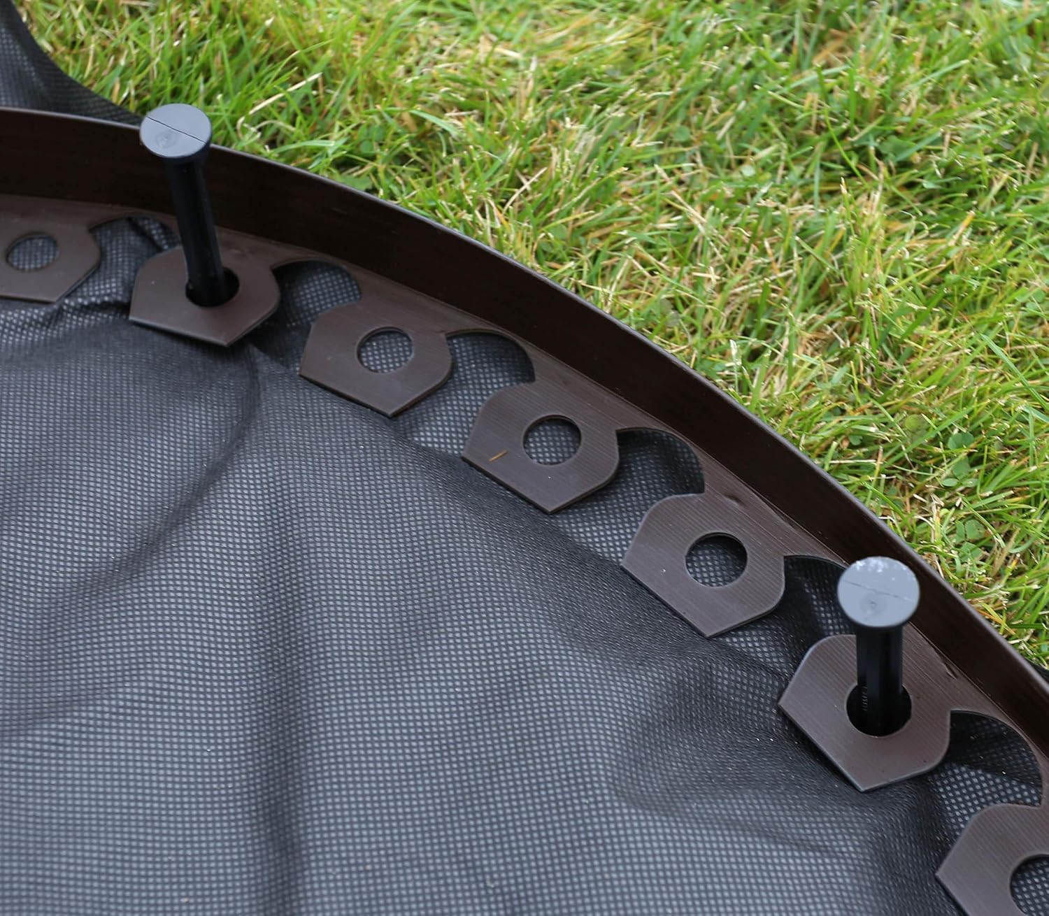 Bordo da Giardino in plastica 4cm (50m + 150 chiodi) - immagine 3