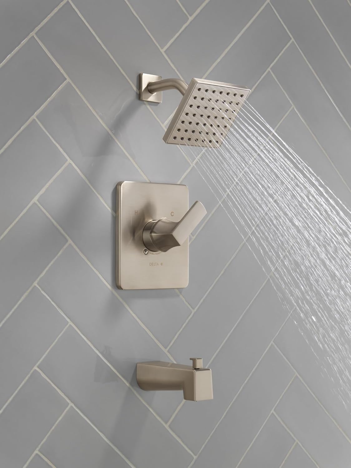 Delta Faucet Velum Serie 14 - Set Rubinetto Vasca e Doccia - immagine 5