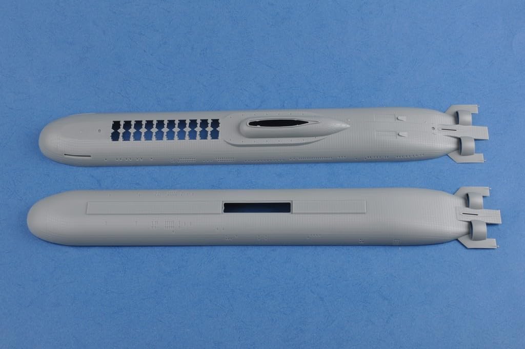 Hobbyboss Modellino - Russian Navy Typhoon Class SSBN Sottomarino Scala 1:350 - immagine 6