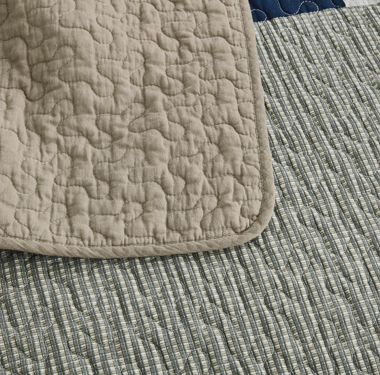 Chezmoi Collection Addy - Set Trapunta Patchwork King Size - immagine 7