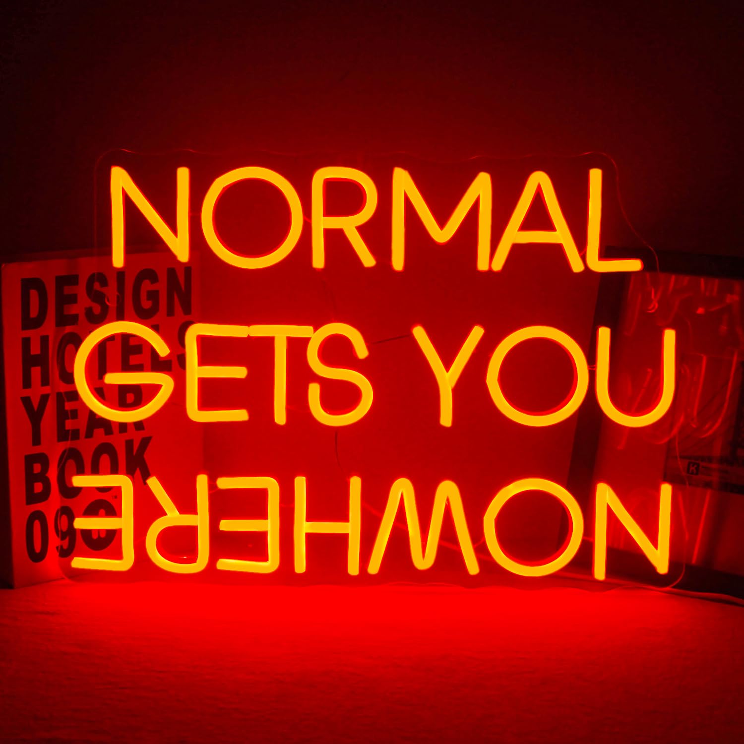 Wanxing Insegna Neon LED Rossa "Normal Gets You Nowhere"