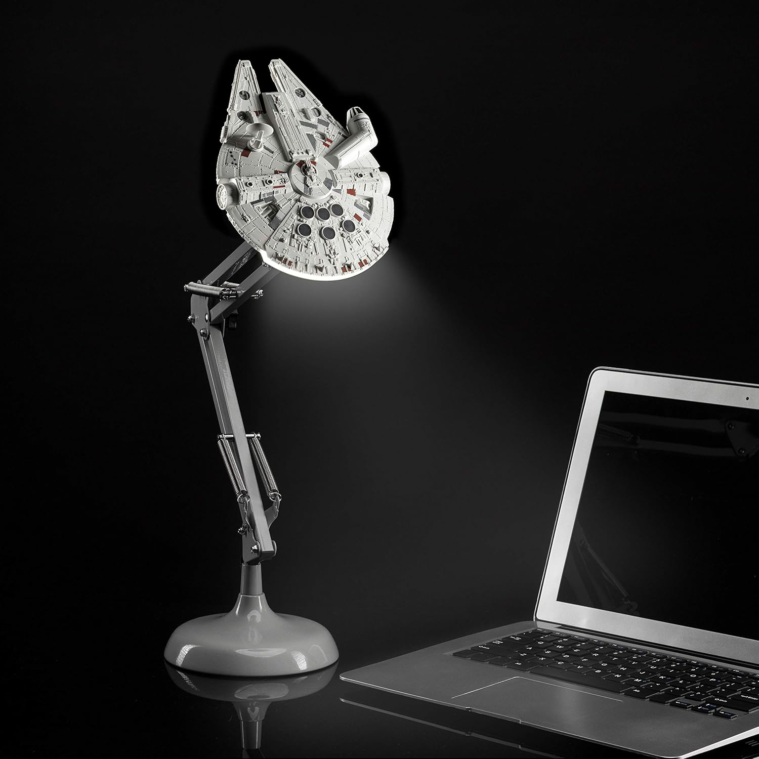 Star Wars Millennium Falcon Posable Desk Lamp, Grey - immagine 7