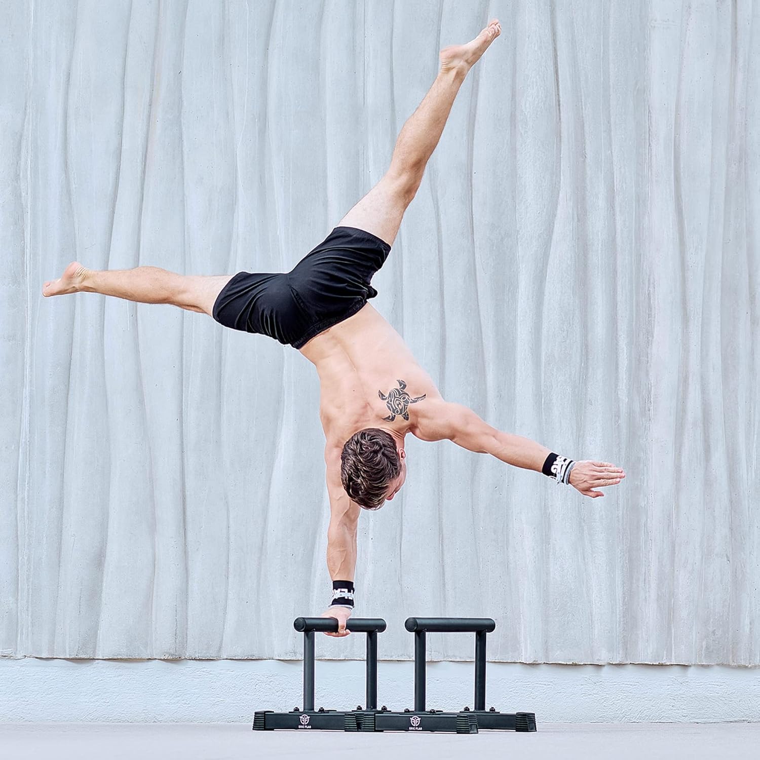 Eric Flag Parallele Basse in Acciaio Solido - immagine 3