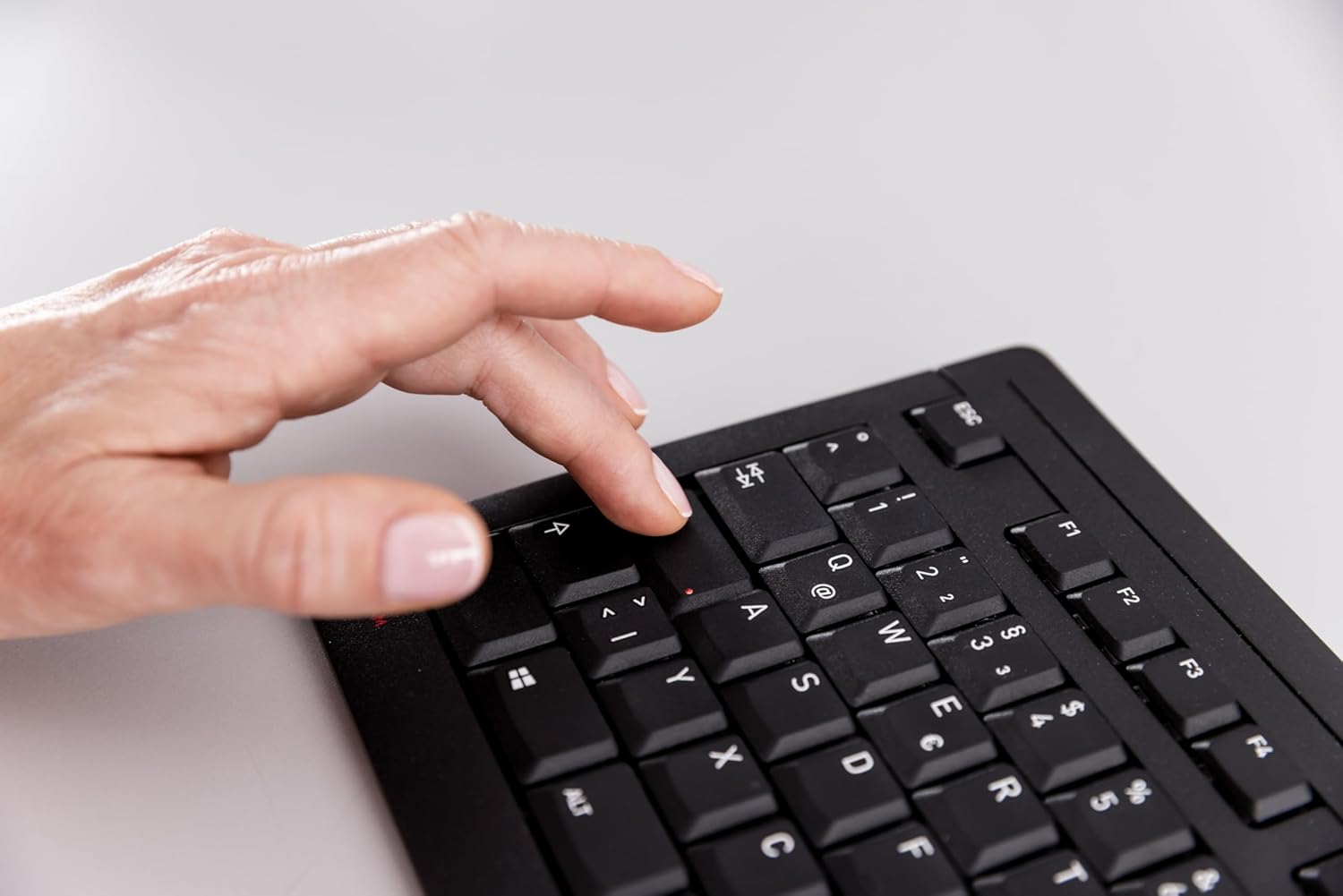 Cherry STREAM KEYBOARD - Tastiera con Filo, Nera - immagine 6