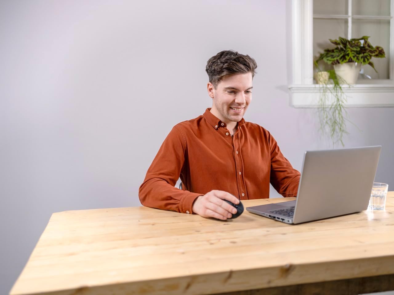 Trust Verto Mouse Verticale Wireless Ergonomico, Nero - immagine 6