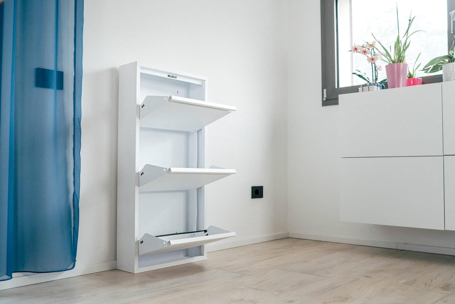 Dmora Scarpiera Eliseo 3 Scomparti, Bianco - immagine 1