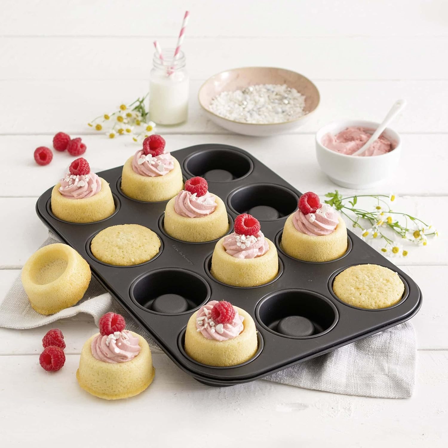 Zenker Stampo Cupcakes 12 Impronte Ø7cm, Antiaderente Nero - immagine 3