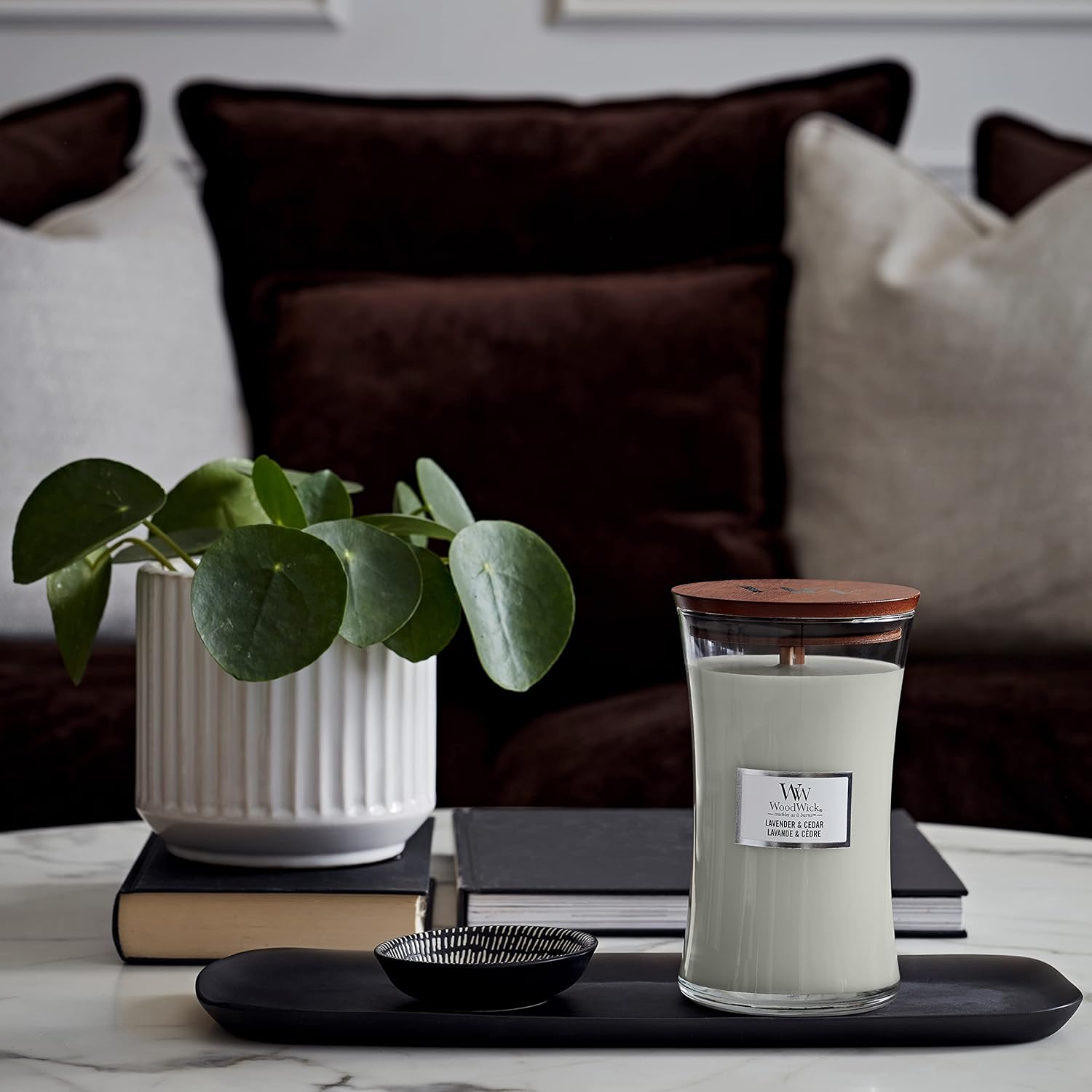 Candela Profumata Hourglass Grande Lavanda e Cedro - immagine 6