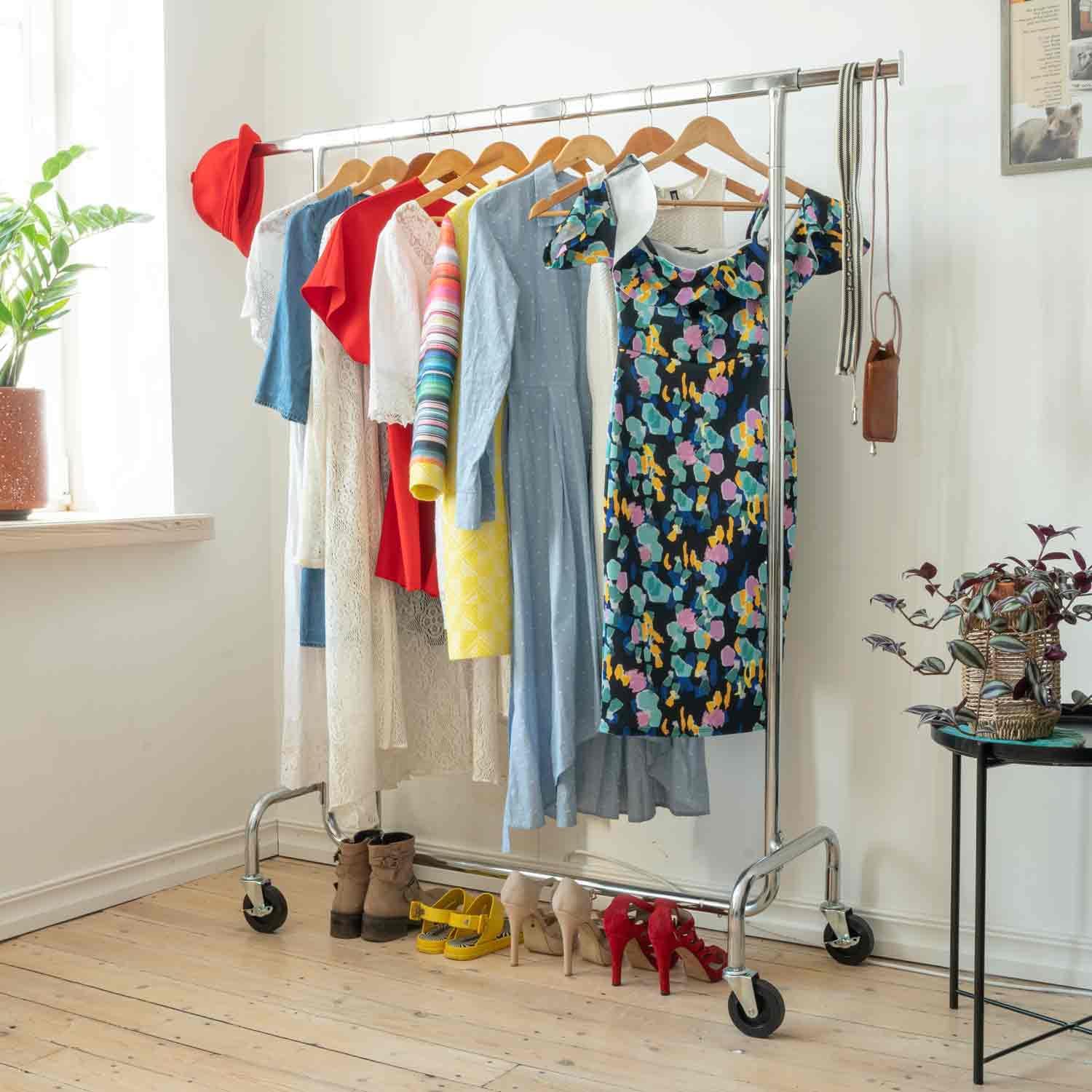 Tatkraft Didrik - Robusto Stand Appendiabiti su Ruote - immagine 2