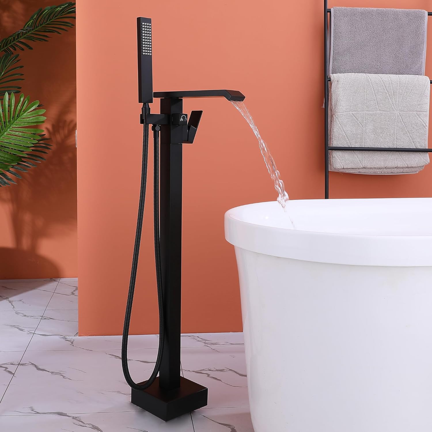 Rubinetto Vasca Freestanding Nero con Doccetta - immagine 4