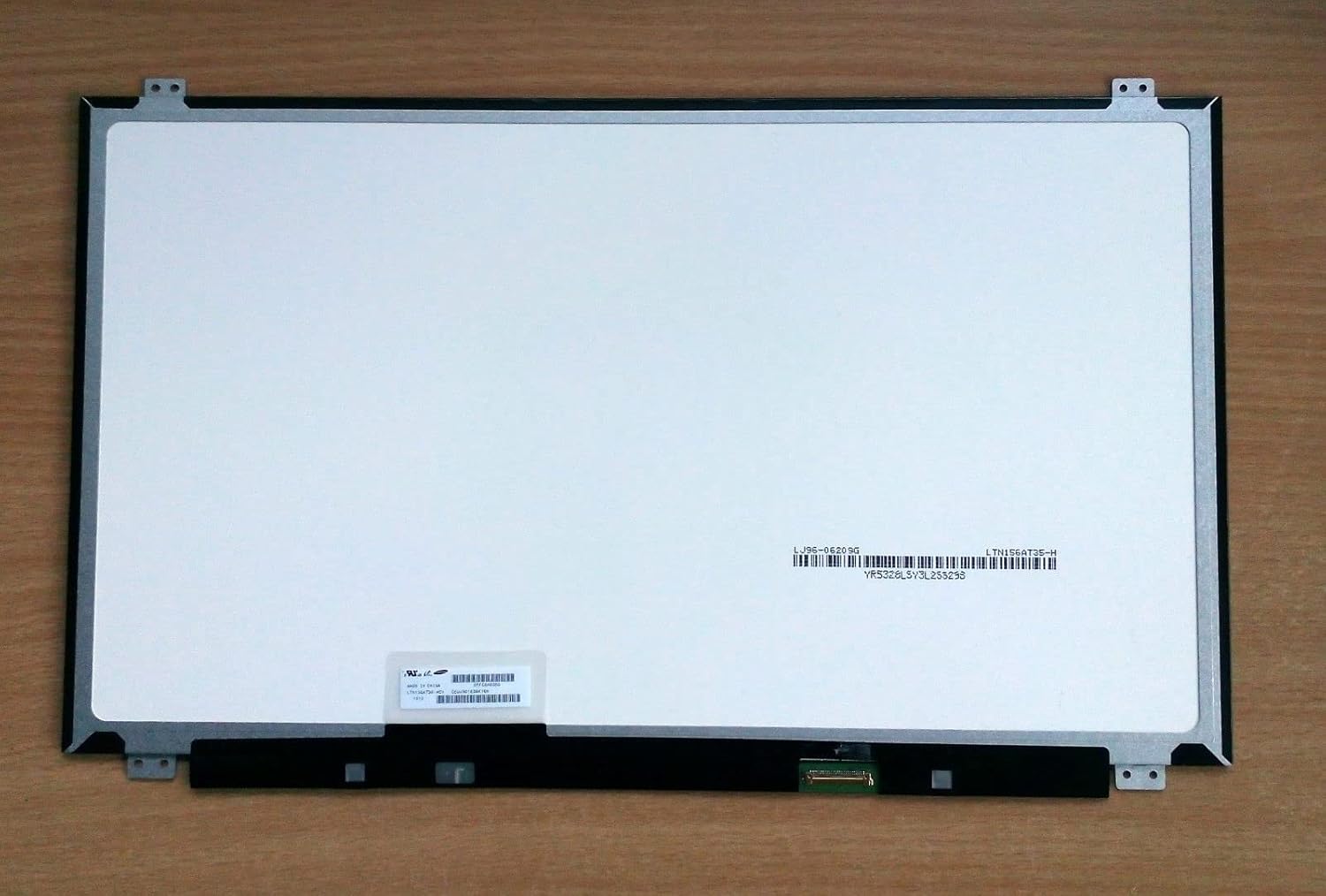 AU Optronics B156xtn07.1 Schermo LCD Portatile 39,6cm - immagine 2