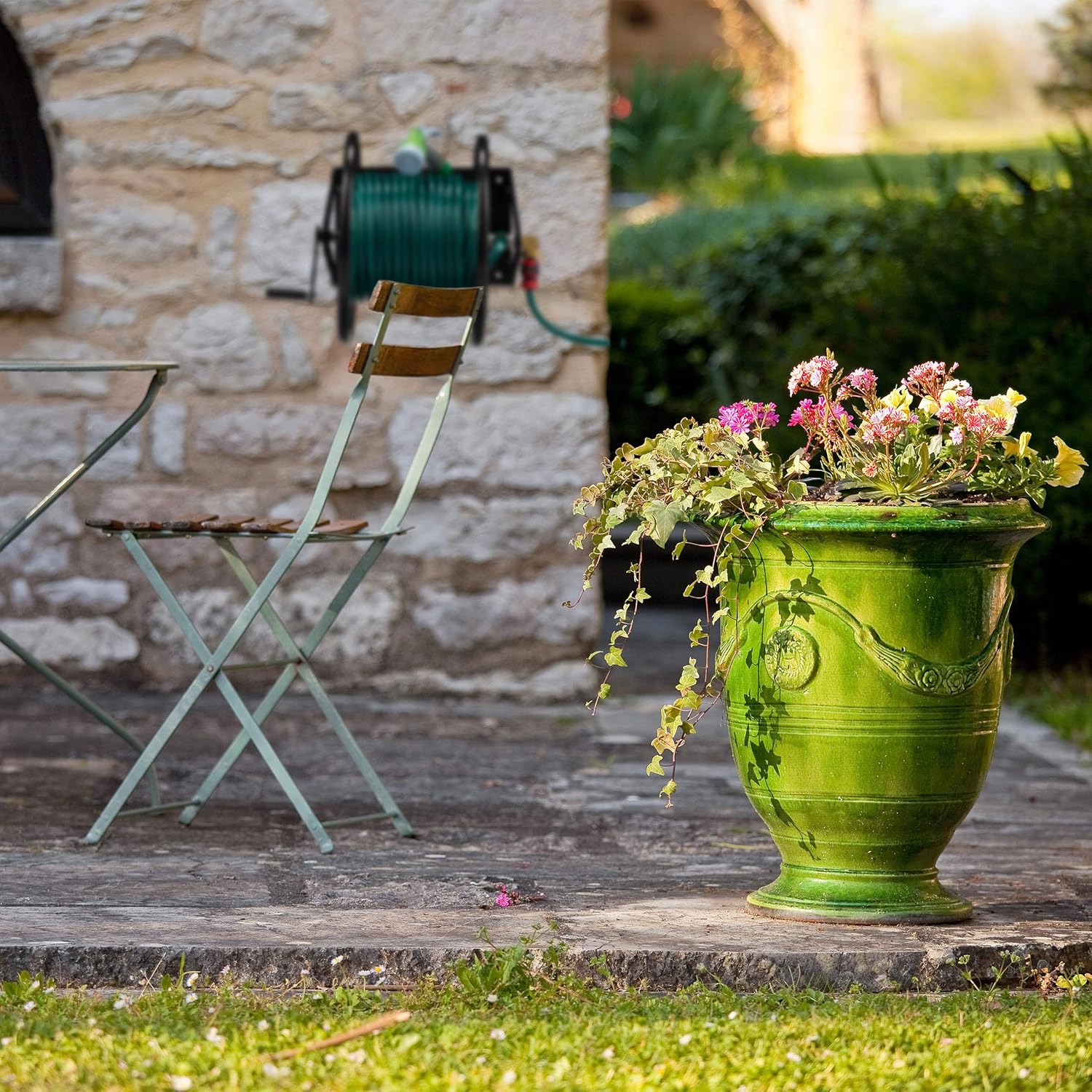 Relaxdays Avvolgitubo da Parete con Manovella, Nero - immagine 6