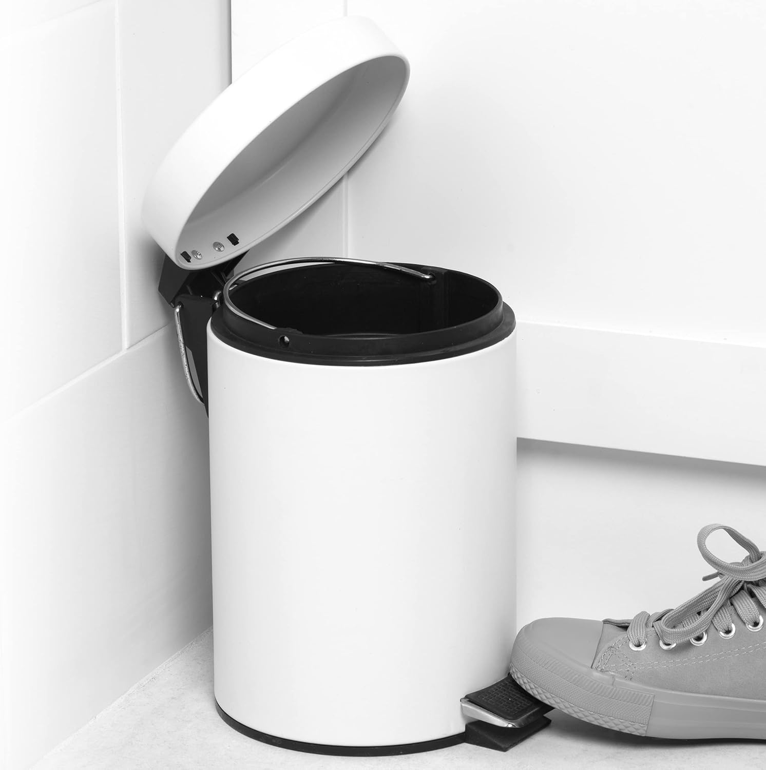 Beldray Pattumiera Rotonda 3L con Pedale, Bianco - immagine 4