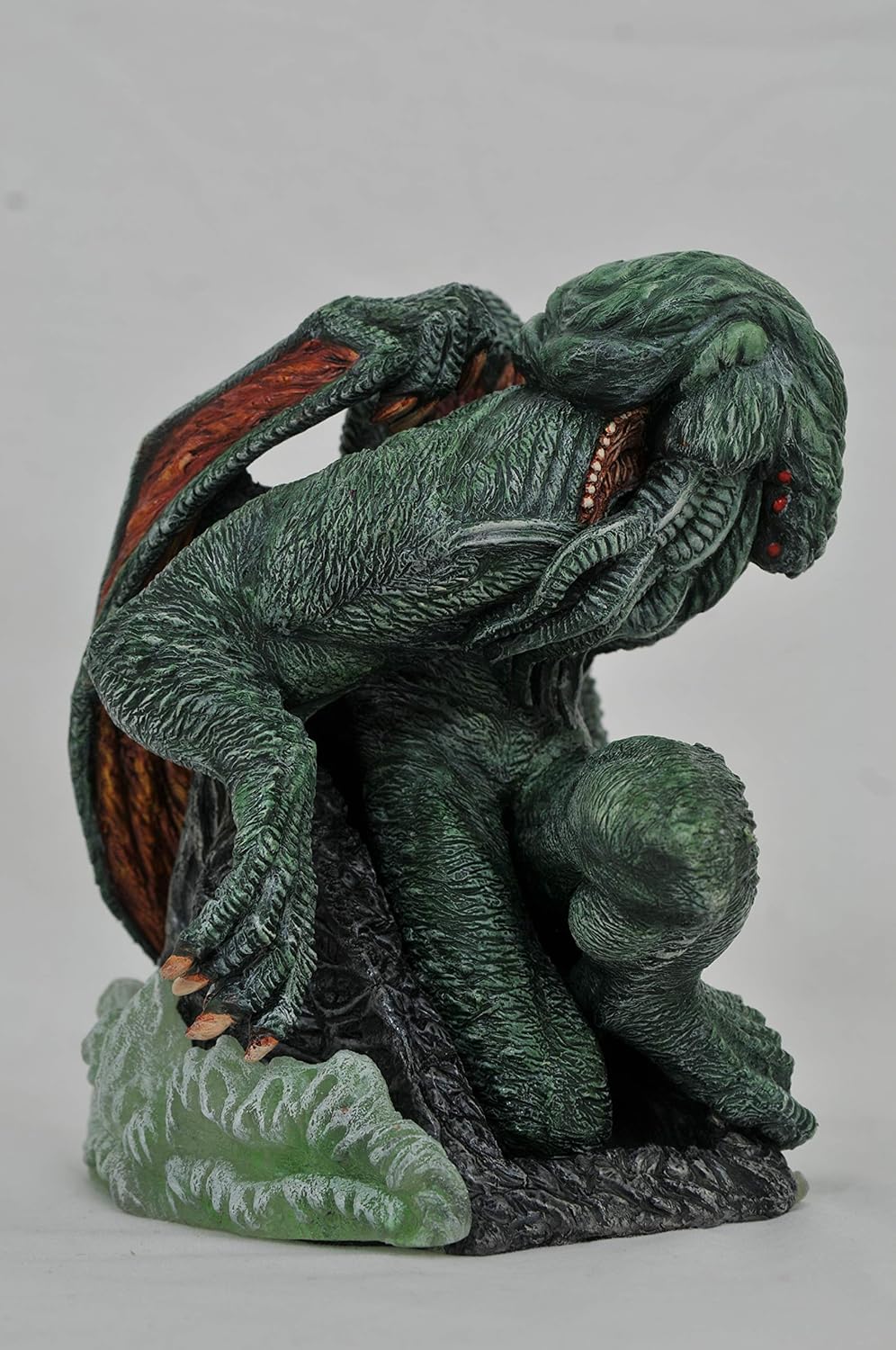 Diamond Select Toys - H.P. Lovecraft Cthulhu Diorama - immagine 3