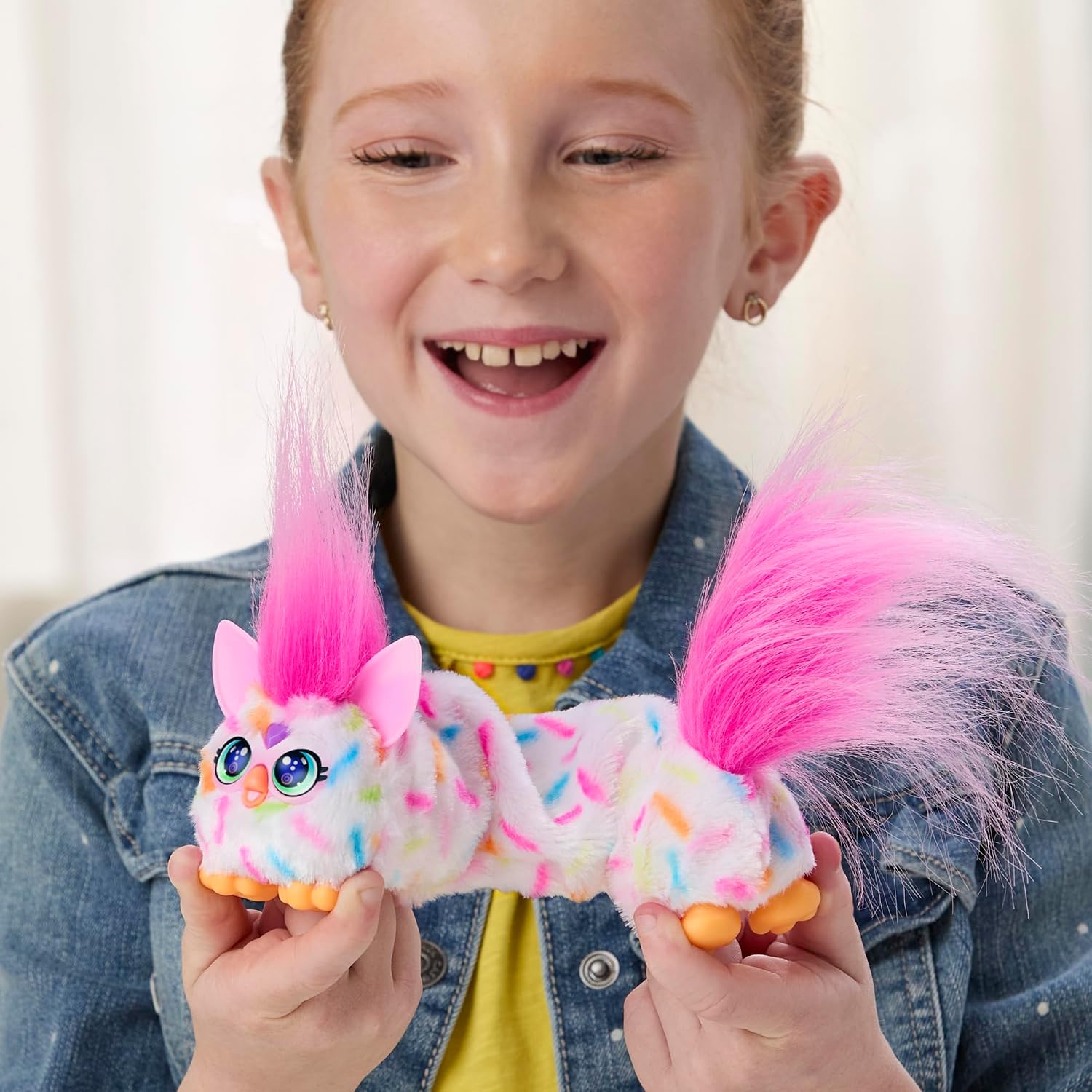 Furby DJ Furblets, Berry-Cup-Cake, Peluche | Hasbro | Velz