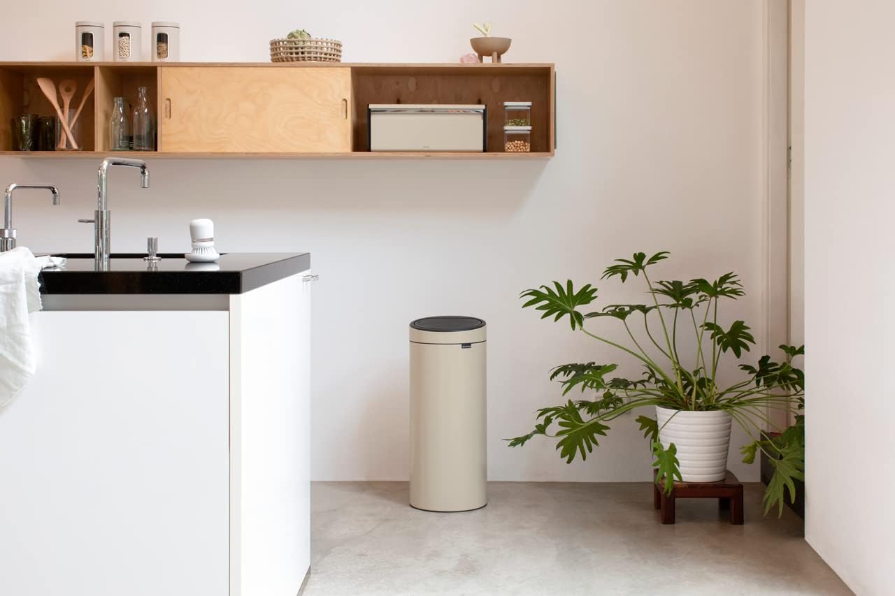 Brabantia Touch Bin 30L - Pattumiera Cucina Soft Beige - immagine 2