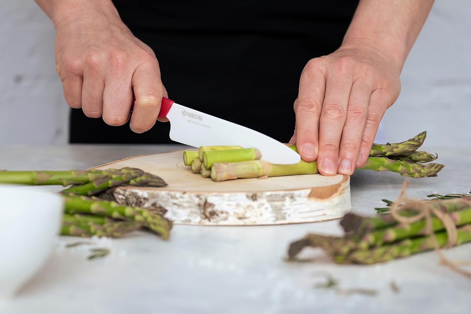 Kyocera Coltello universale in ceramica 13 cm, Rosso - immagine 2