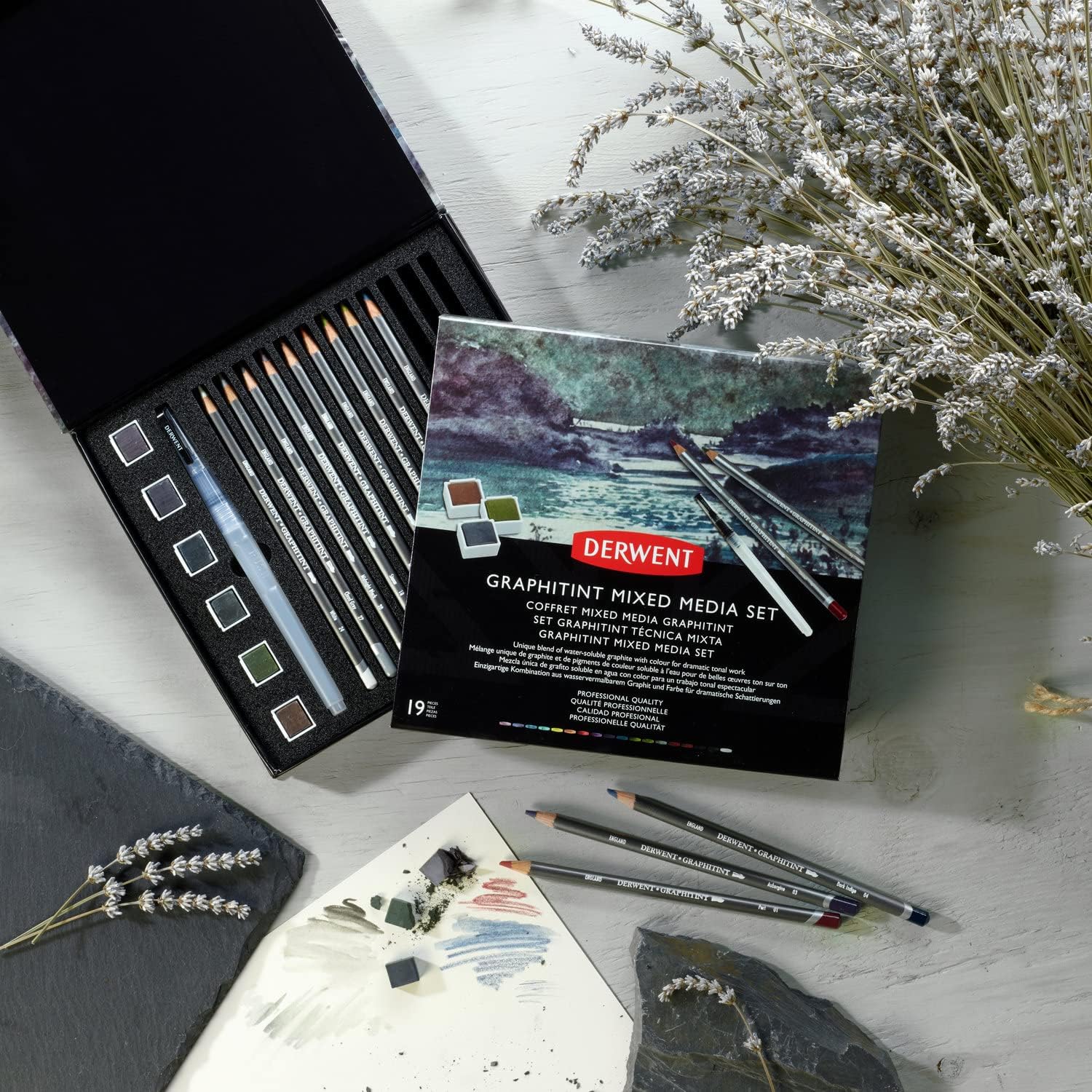 Derwent Graphitint Set Regalo 19 Accessori - immagine 3