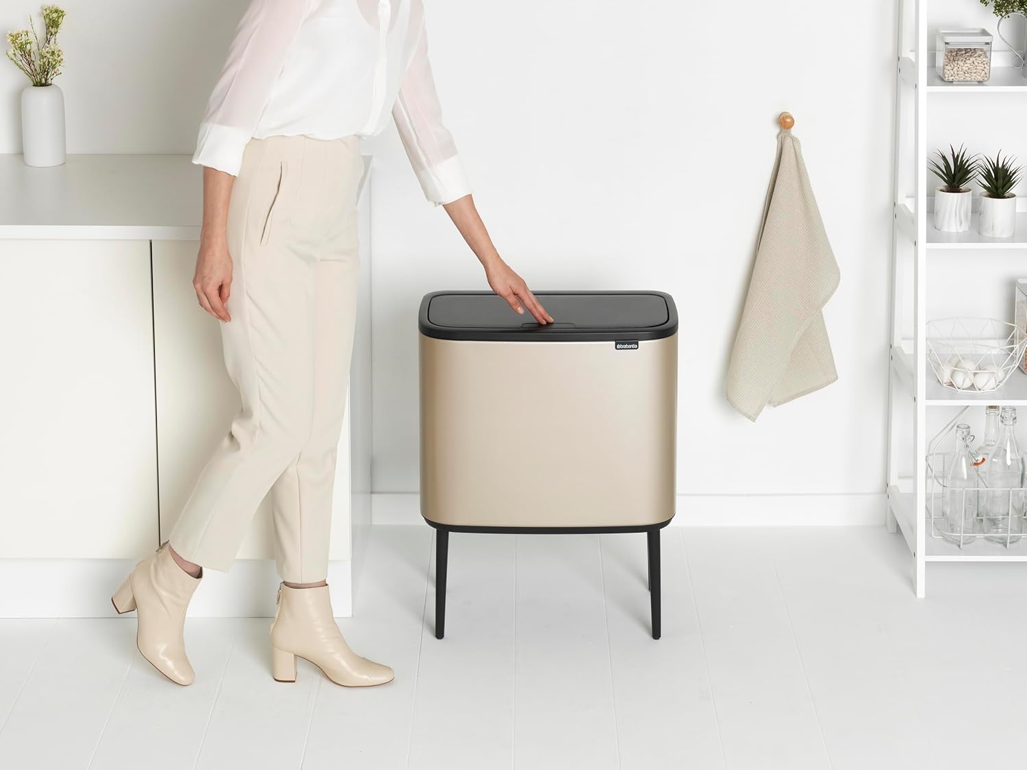 Brabantia Bo Touch Bin, Metallic Gold, 36L - immagine 5