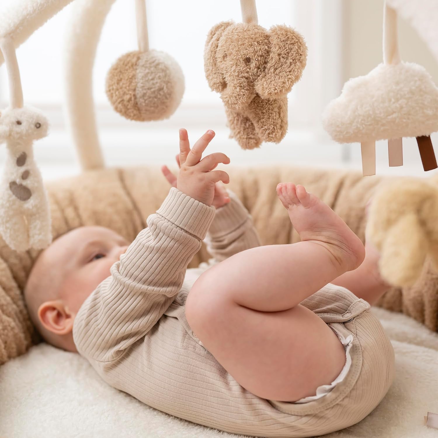 Nattou Playmat Rectangular with Arch TEDDY, 90 cm, Teddy Ecru Caramel - immagine 4