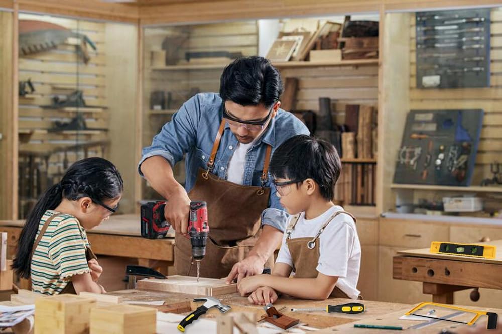 QeeHeng Set di Attrezzi per Bambini con Cassetta - immagine 4