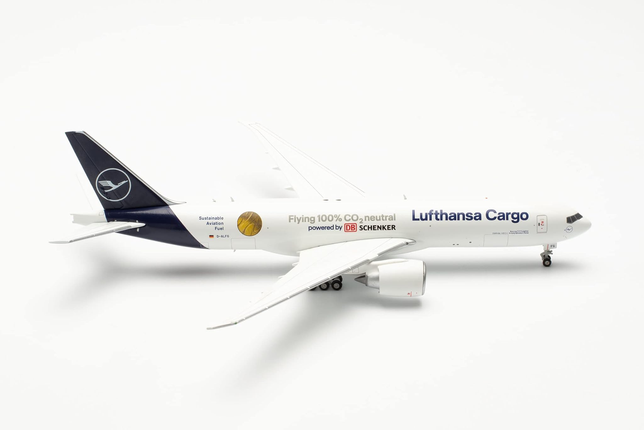 herpa 562799 Lufthansa Cargo Boeing 777F D-ALFG