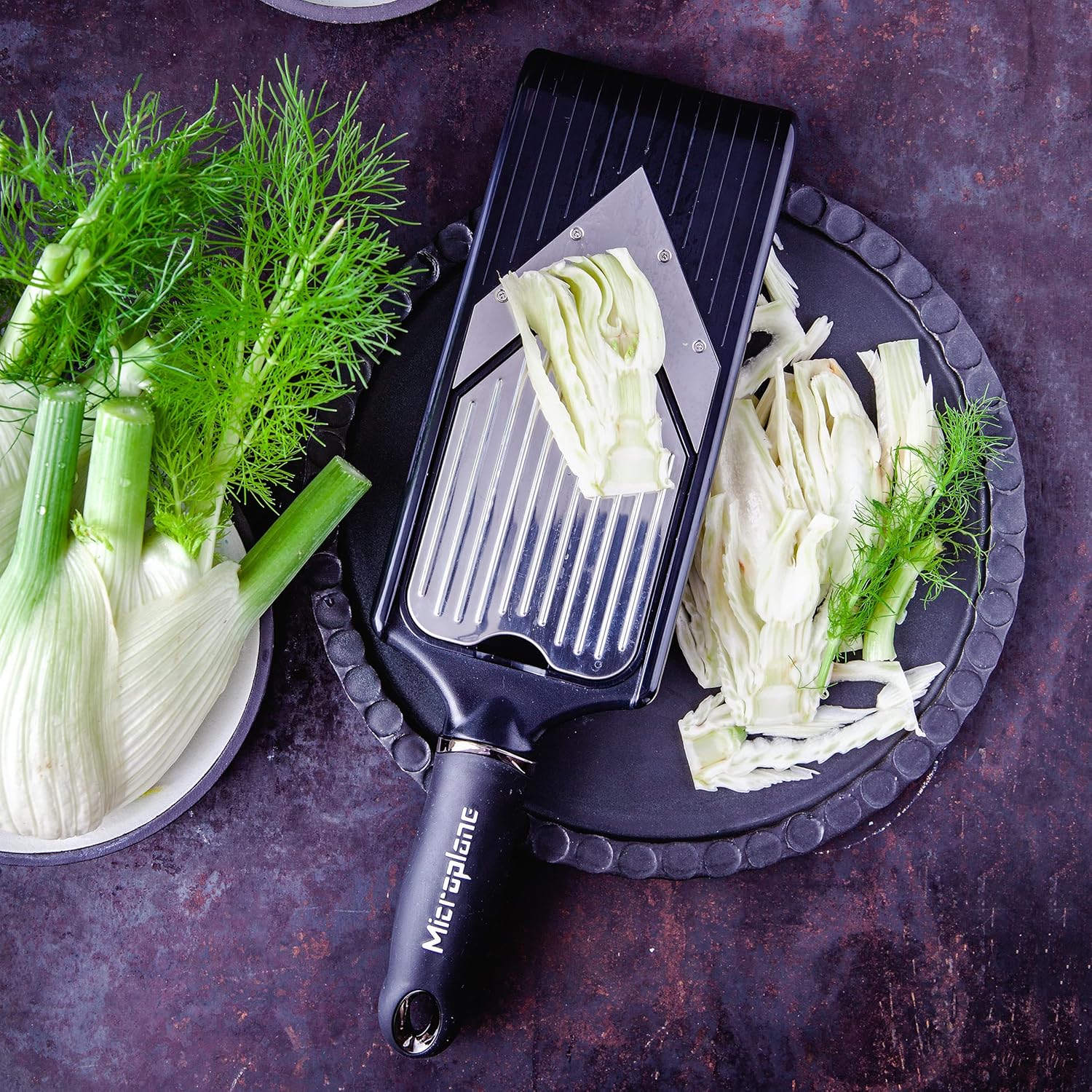 Microplane Mandolina a V Regolabile con Accessorio Julienne - immagine 9