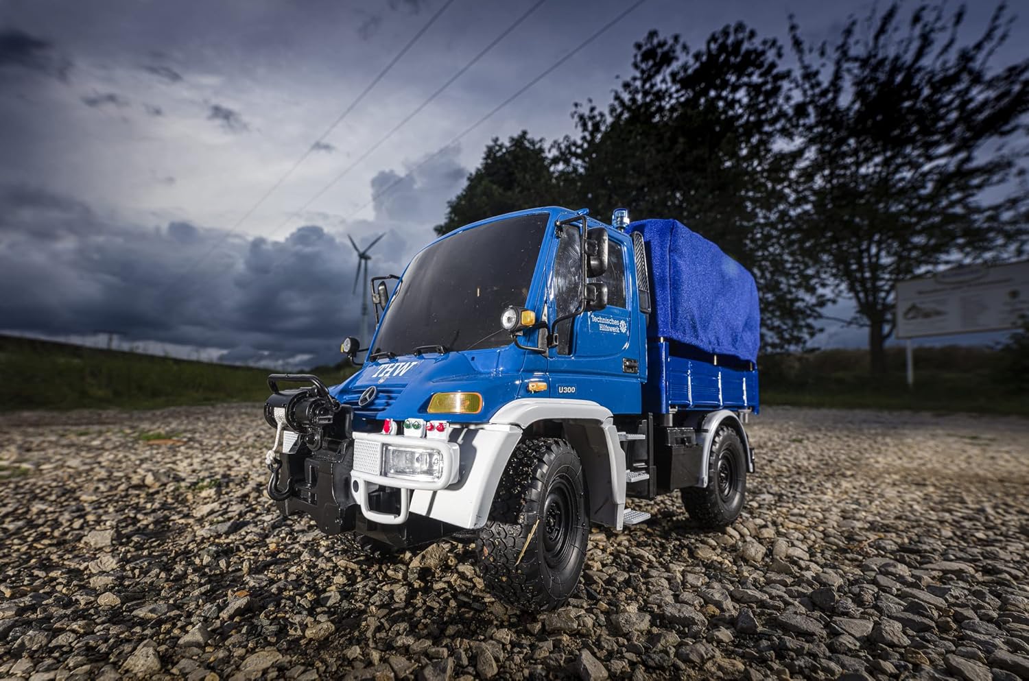 Carson 500907722 1:12 MB Unimog U300 THW 2,4G RTR, Blu - immagine 4