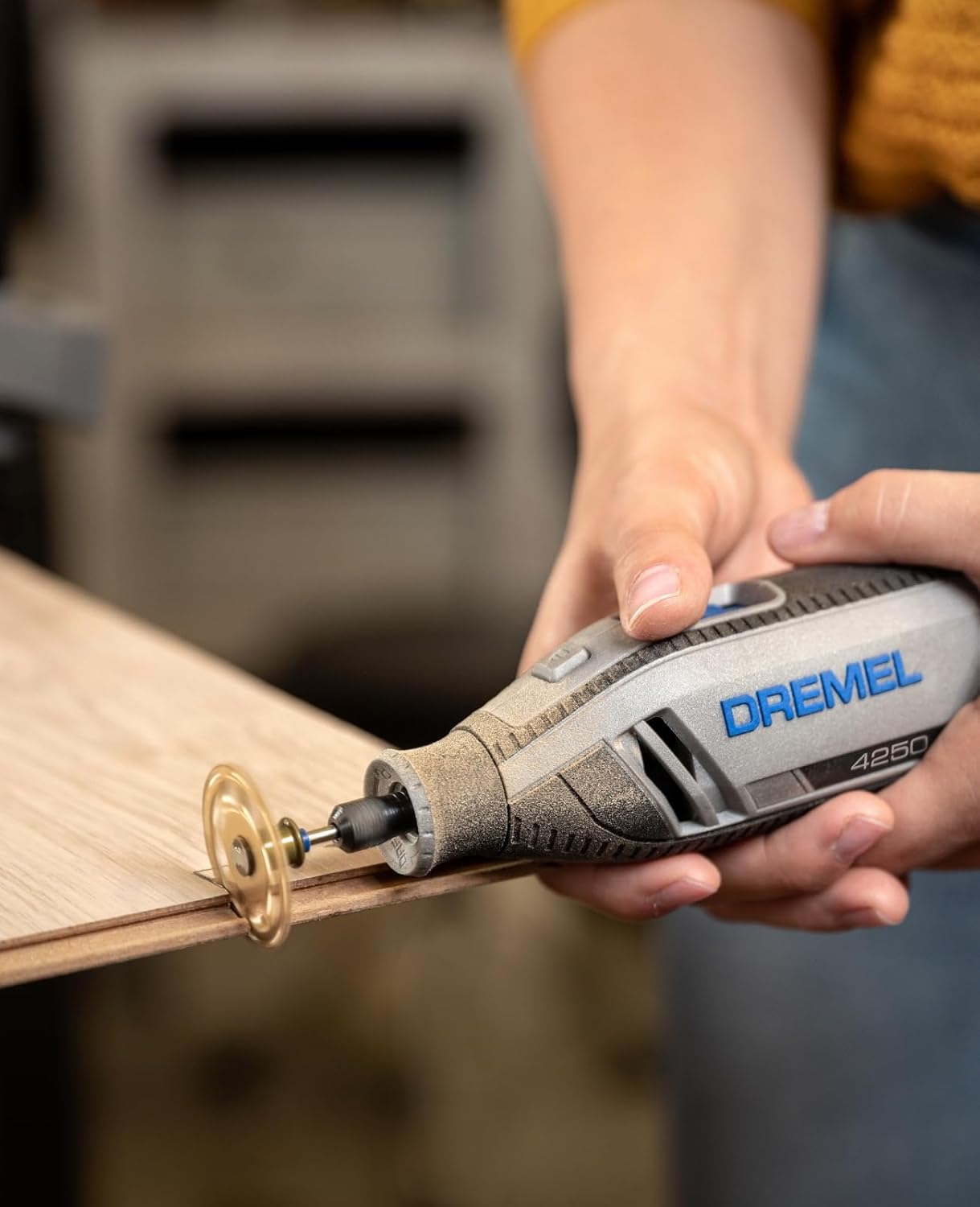 Dremel 4250 Multiutensile 175W Kit Exclusive - immagine 6