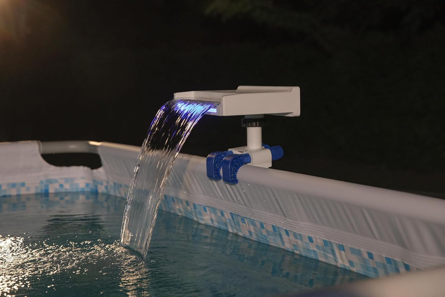 Bestway 58619-6 Cascata rilassante con LED per piscina - immagine 4
