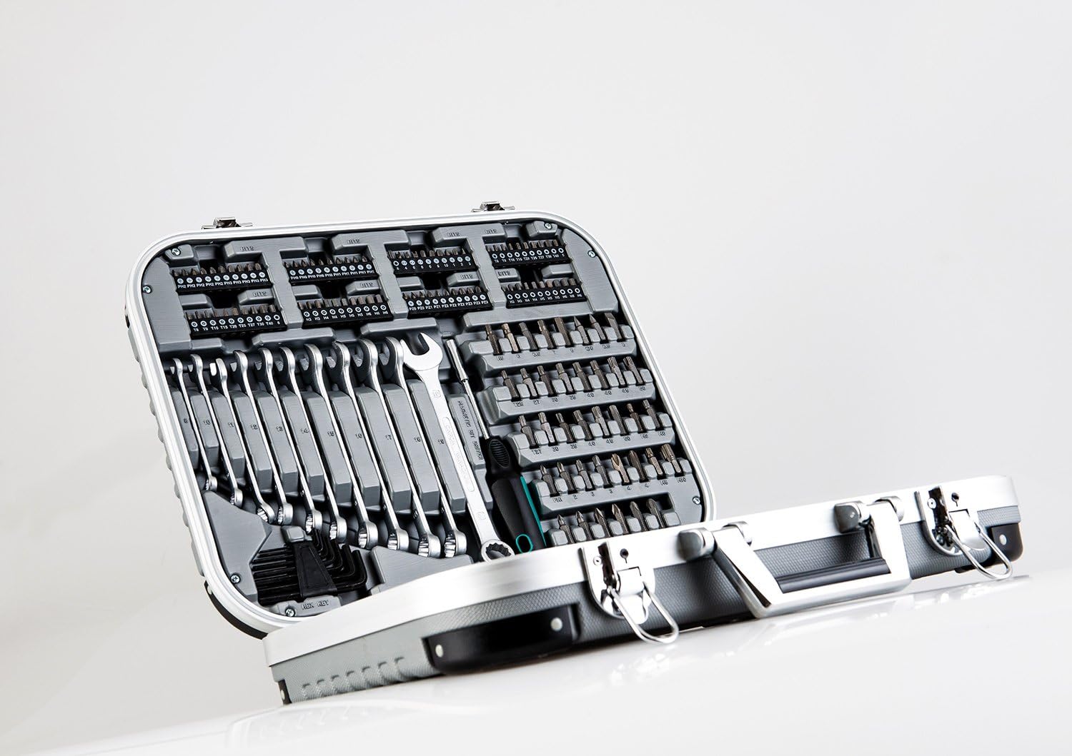 Mannesmann - M98450 – Set chiavi a tubo 232 pz. 1/4" + 1/2" - immagine 2