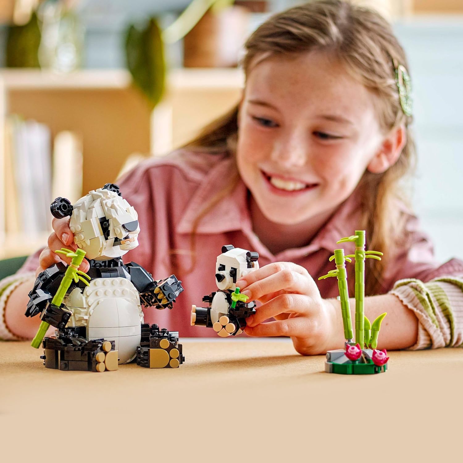 Lego Creator 3 in 1 Animali Selvatici: Famiglia di Panda - immagine 9