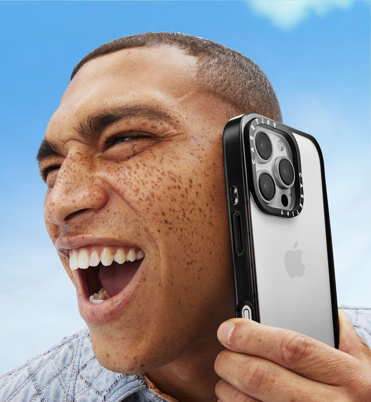 Casetify Custodia iPhone 16 Pro Nuvole Nero Trasparente - immagine 2