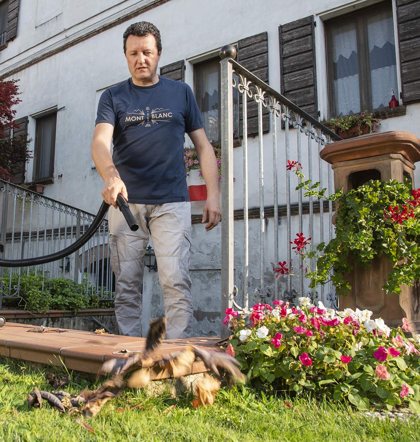 Lavor RUDY 1200 S - Aspiratore Solidi e Liquidi 20L - immagine 2