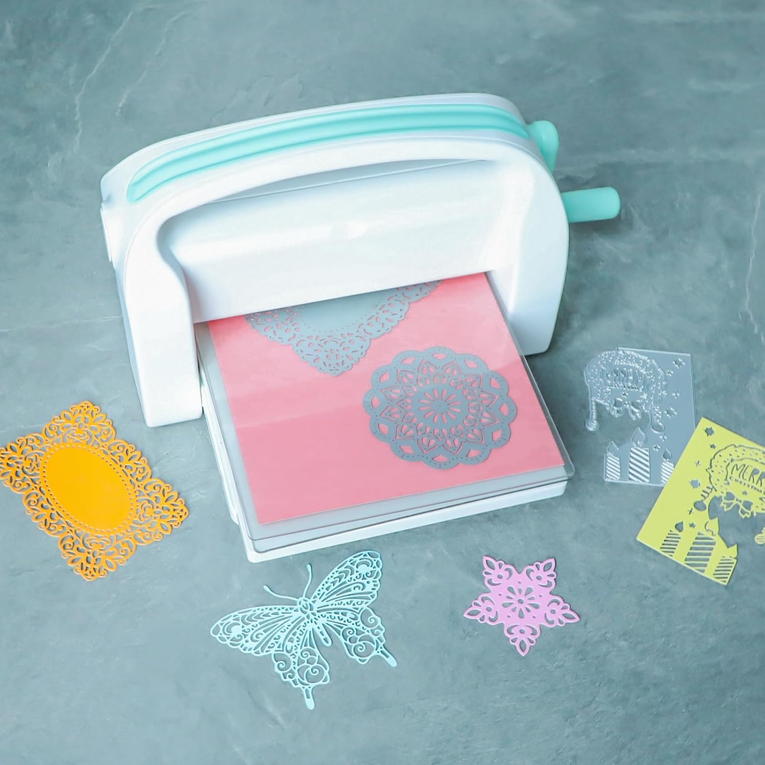 Plus - Punzonatrice Manuale A4 per Scrapbooking - immagine 5