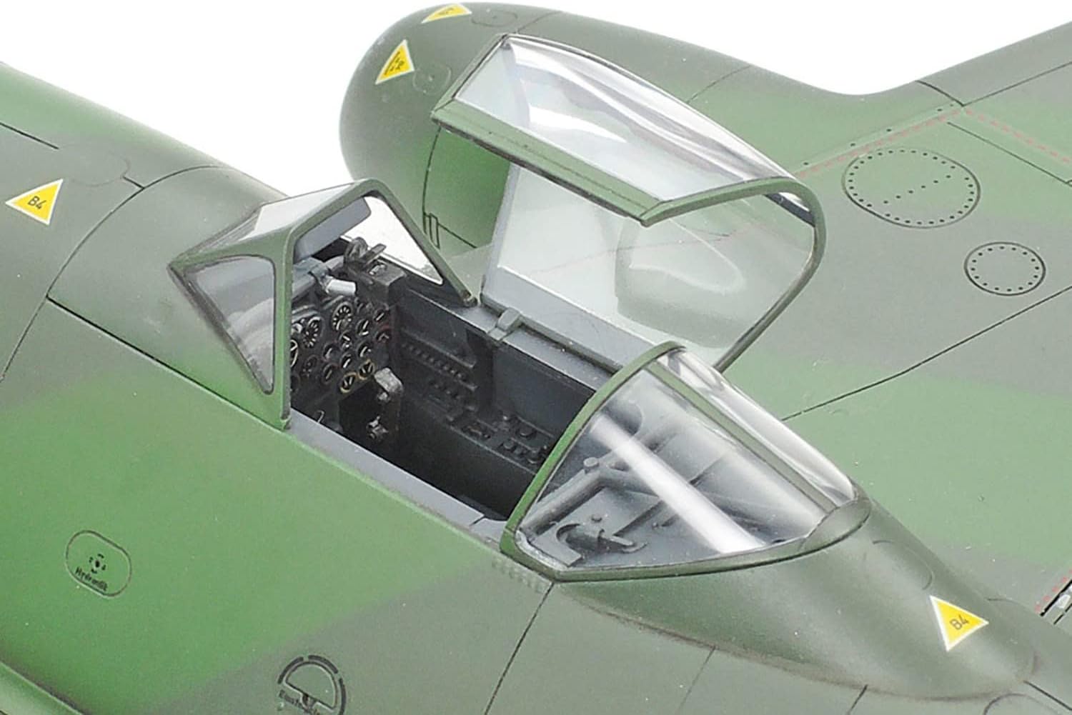Tamiya 300061087 - Modellino Messerschmitt Me262 A-1A 1:48 - immagine 6