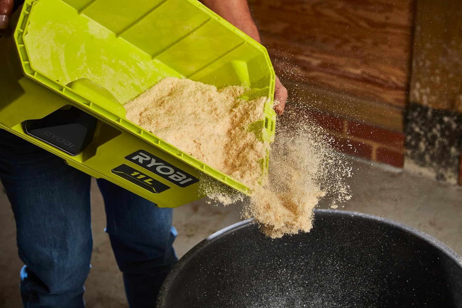 Ryobi RV1811 - Aspiratore Portatile 18V ONE+ 11L - immagine 6