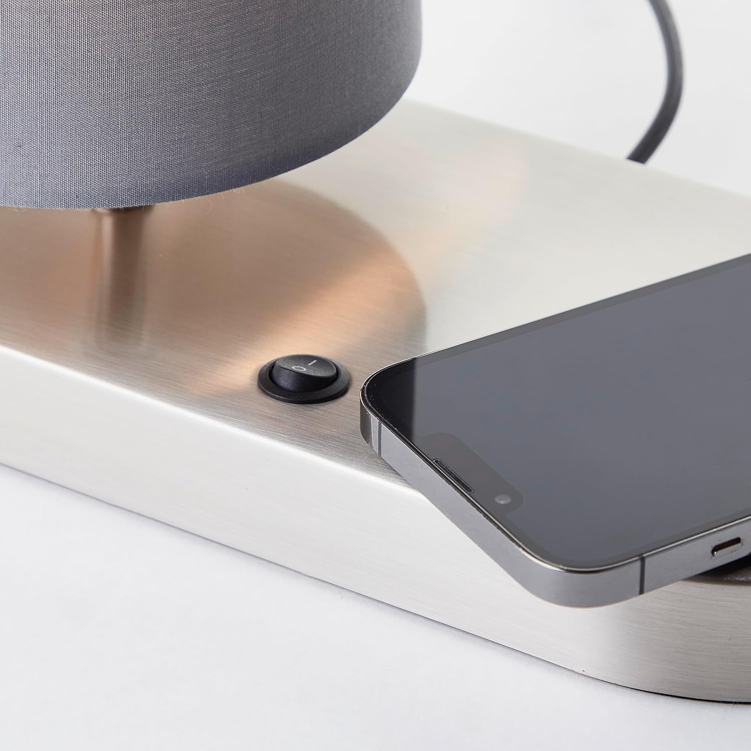 Brilliant Lampada da Tavolo Moderna con Ricarica Wireless - immagine 6