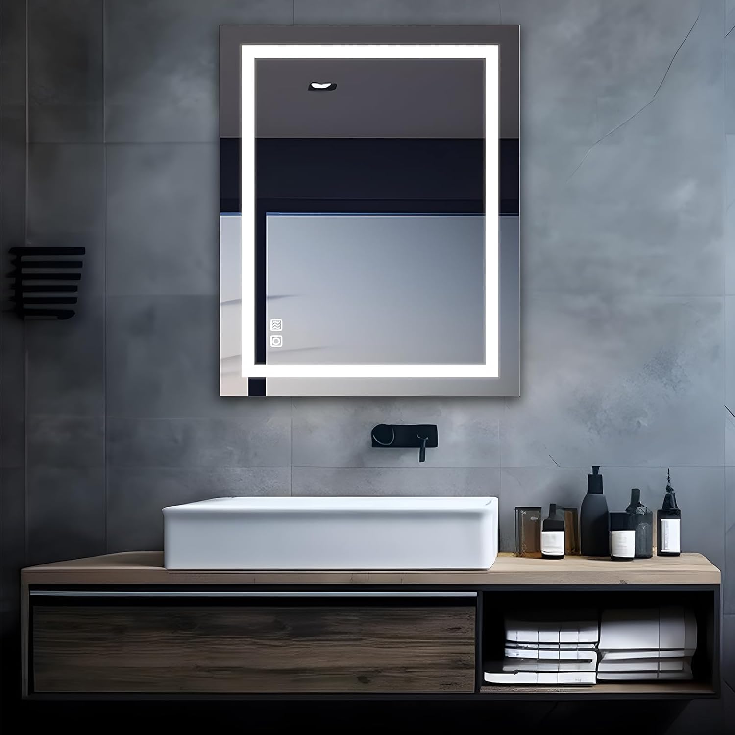 Miqu Specchio Bagno LED 80x60cm con Presa Touch