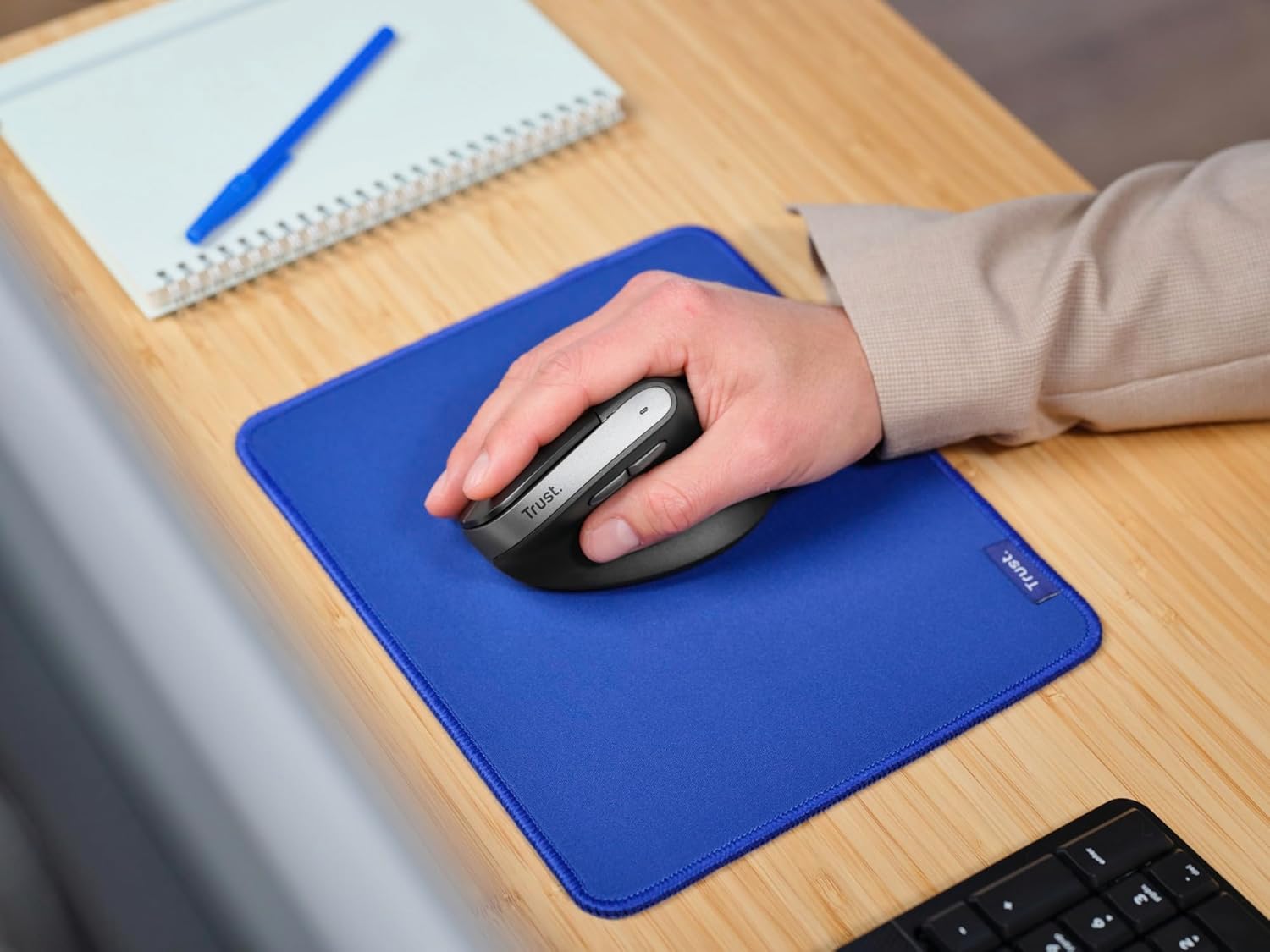 Trust Yuno Mouse Ergonomico Verticale Senza Filo, Nero - immagine 10