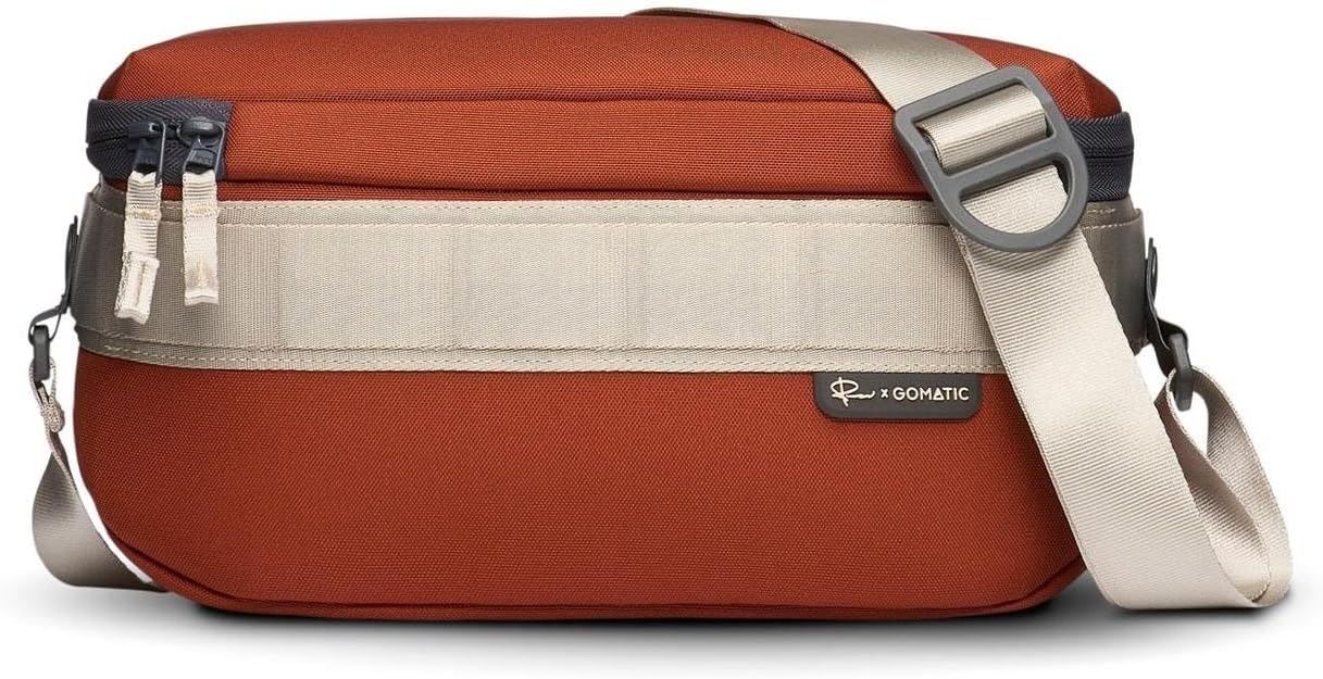Gomatic Peter McKinnon Luma Camera Sling 9L, Rosso - immagine 1