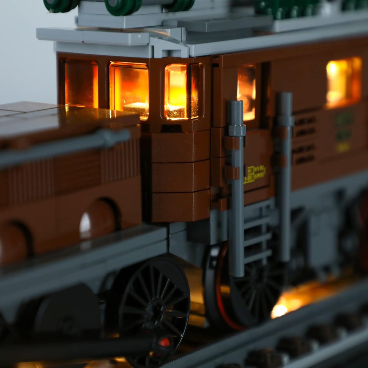Geament Set Luci LED per LEGO Crocodile Locomotive - immagine 6