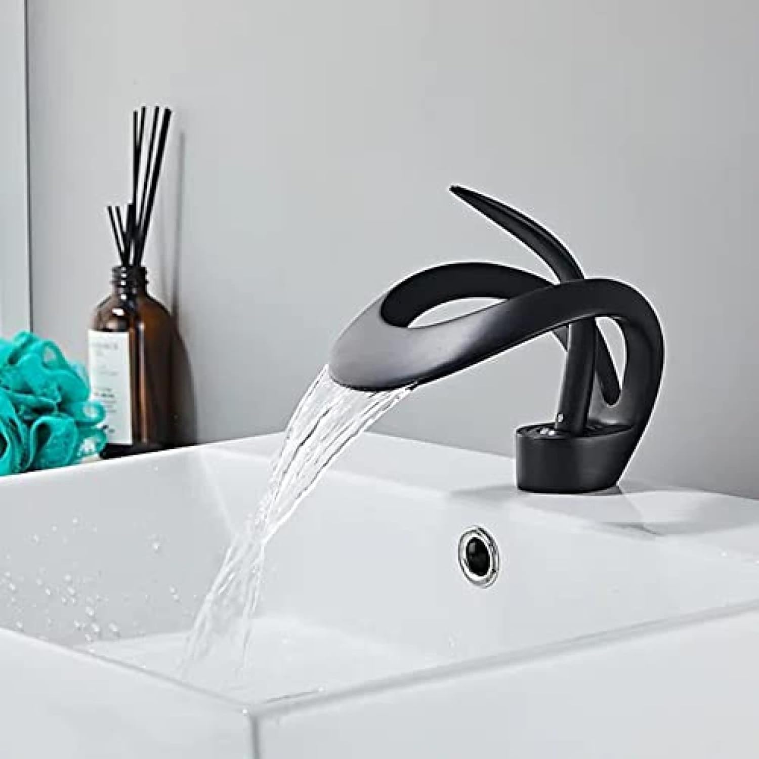 Rubinetto Bagno Lavabo a Cascata Monocomando, Nero