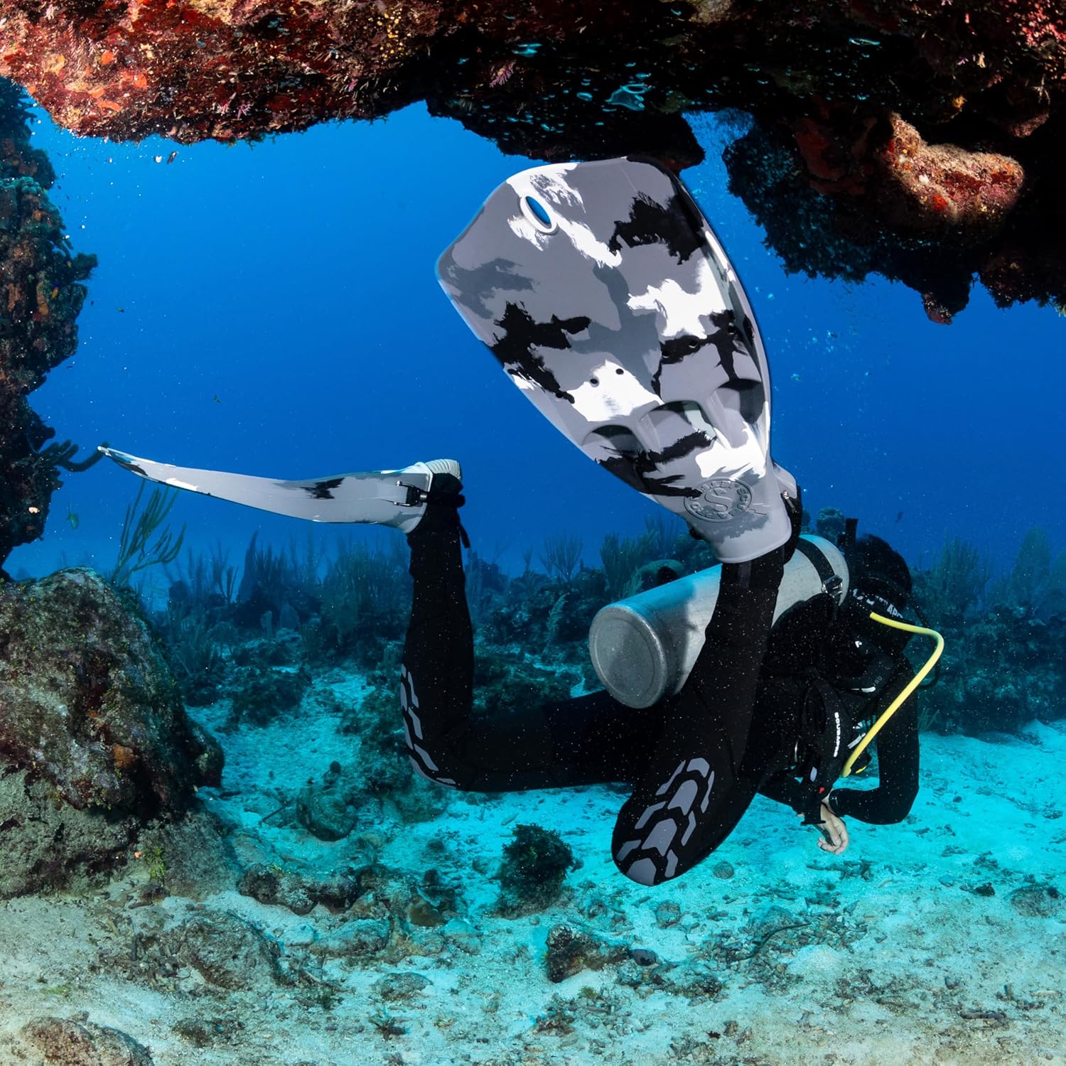 SCUBAPRO Jet Diving Fin con cinturino a molla sul tallone (bianco mimetico, XL) - immagine 3