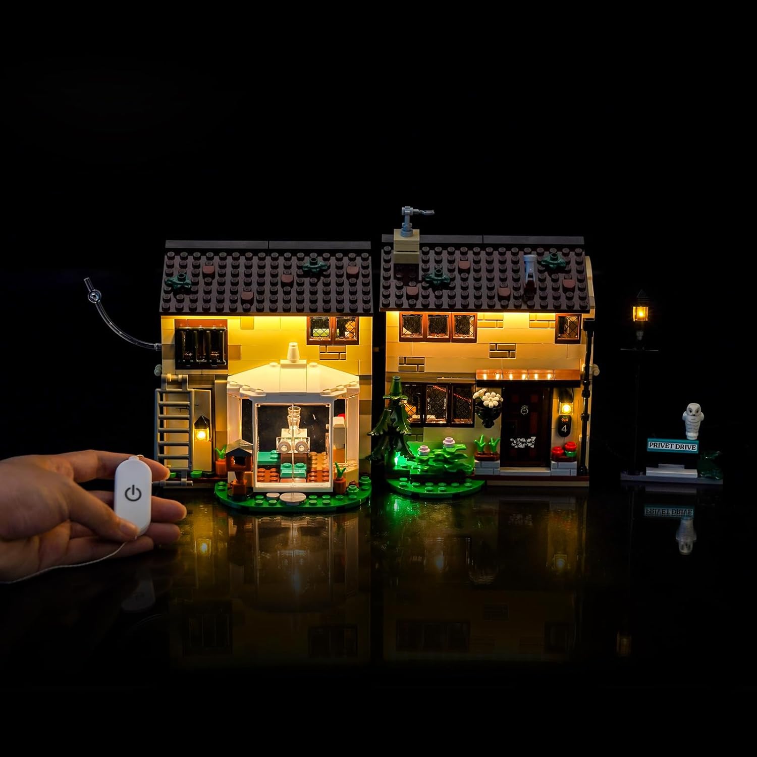 Set Luci LED compatibile con Lego 76451 Privet Drive - immagine 1