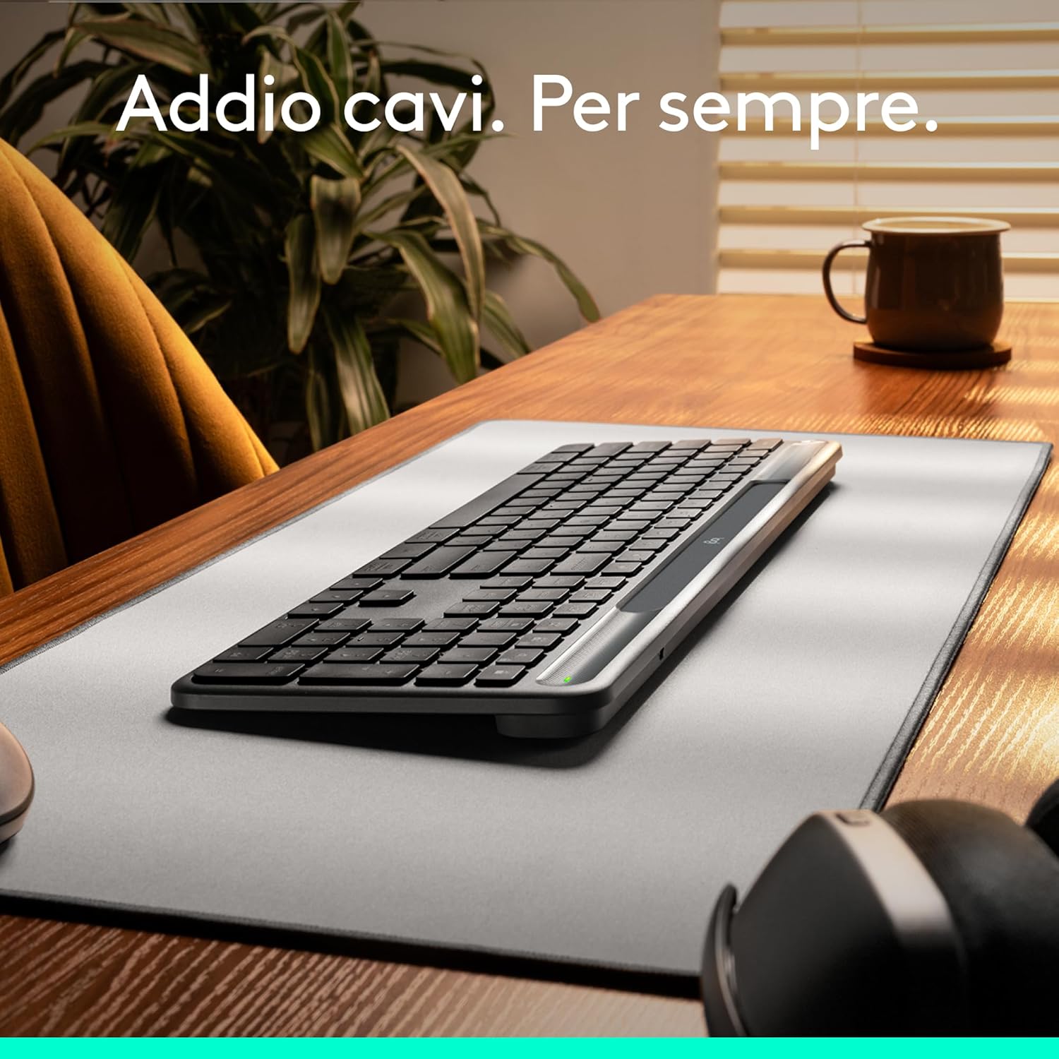 Logitech Signature Slim Solar+ - Tastiera Wireless Solare, Grafite - immagine 4