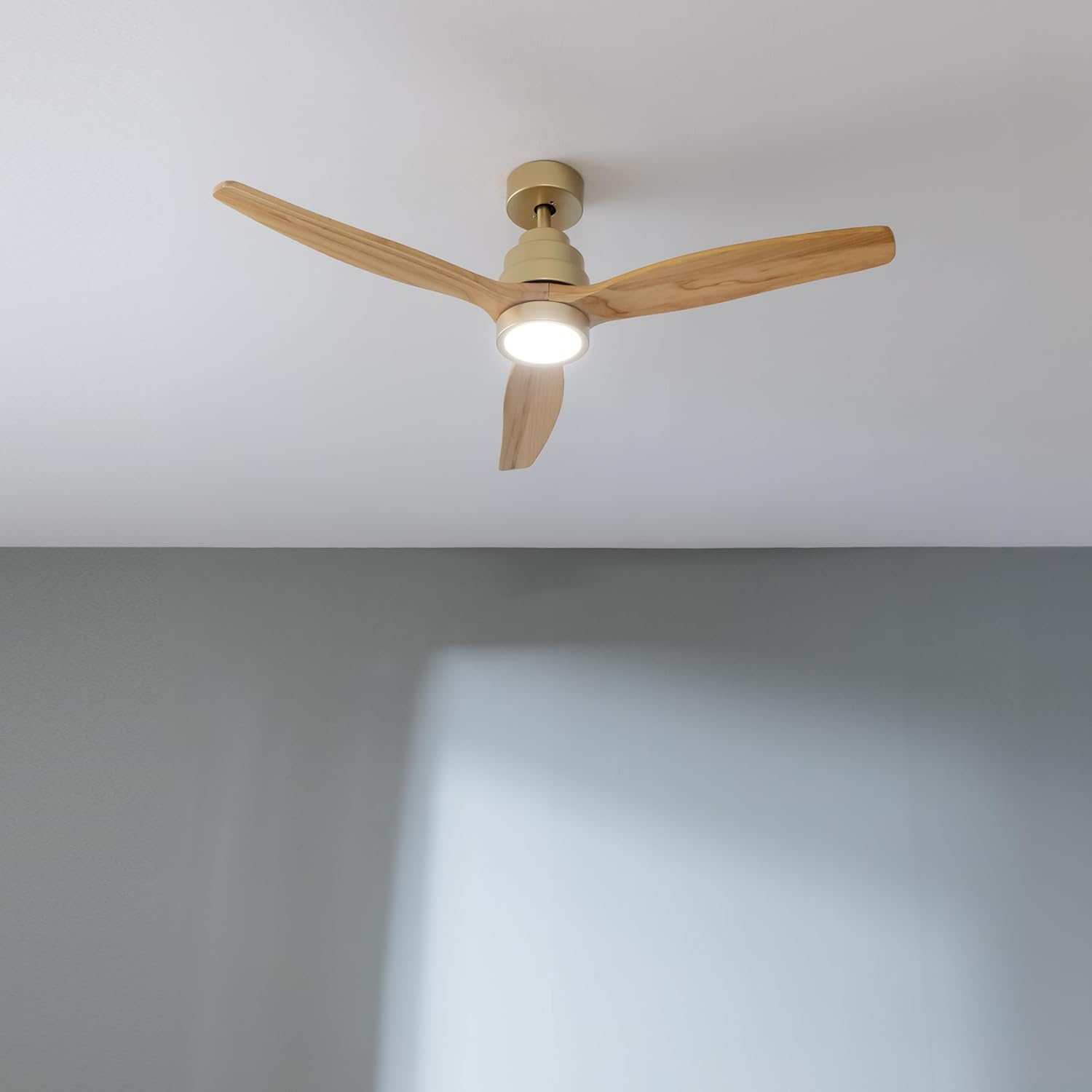 Cecotec Ventilatore Soffitto con Luce EnergySilence Aero 5295 - immagine 2