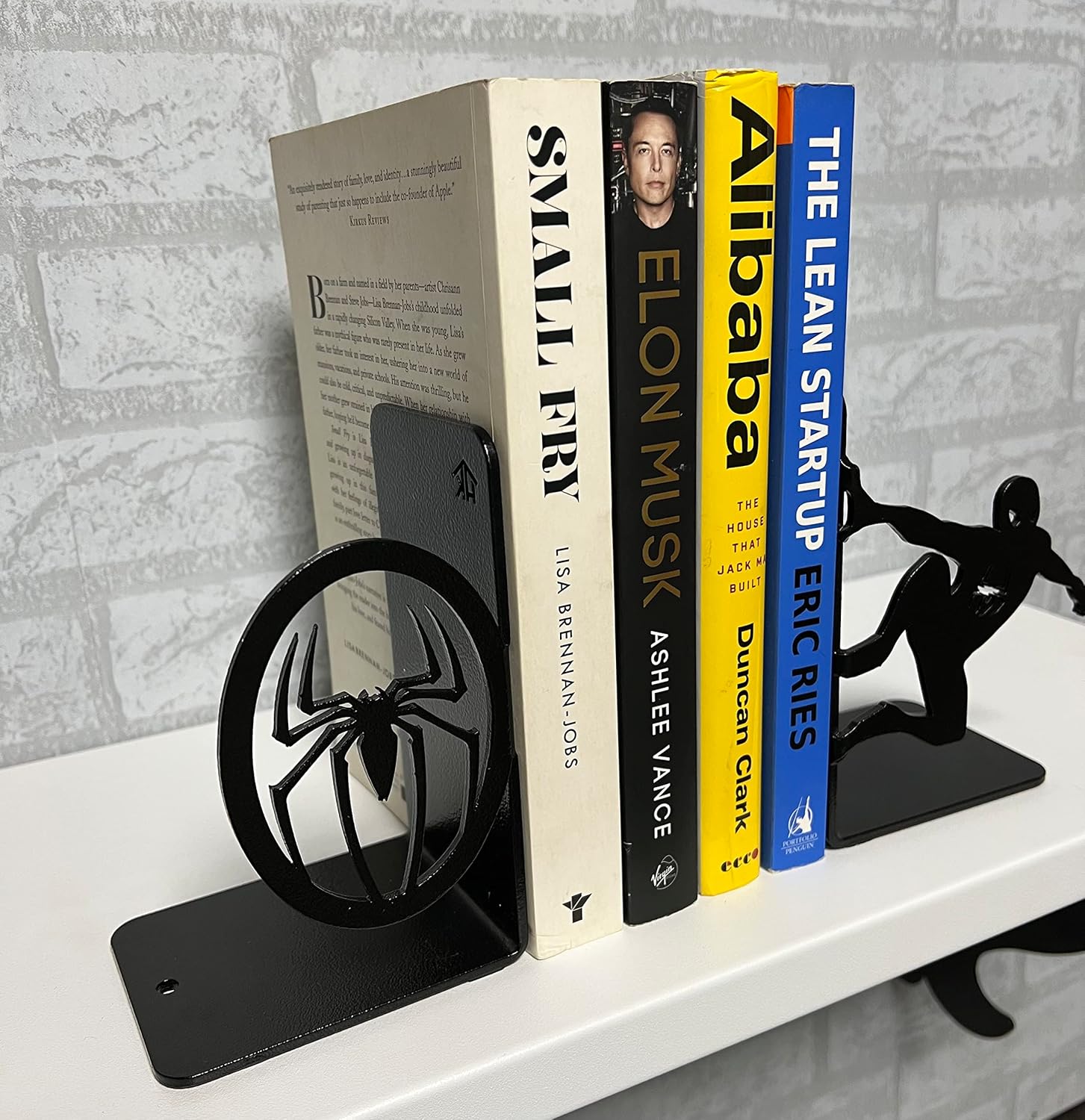 Spiderman Reggilibri Decorativo in Metallo - immagine 4
