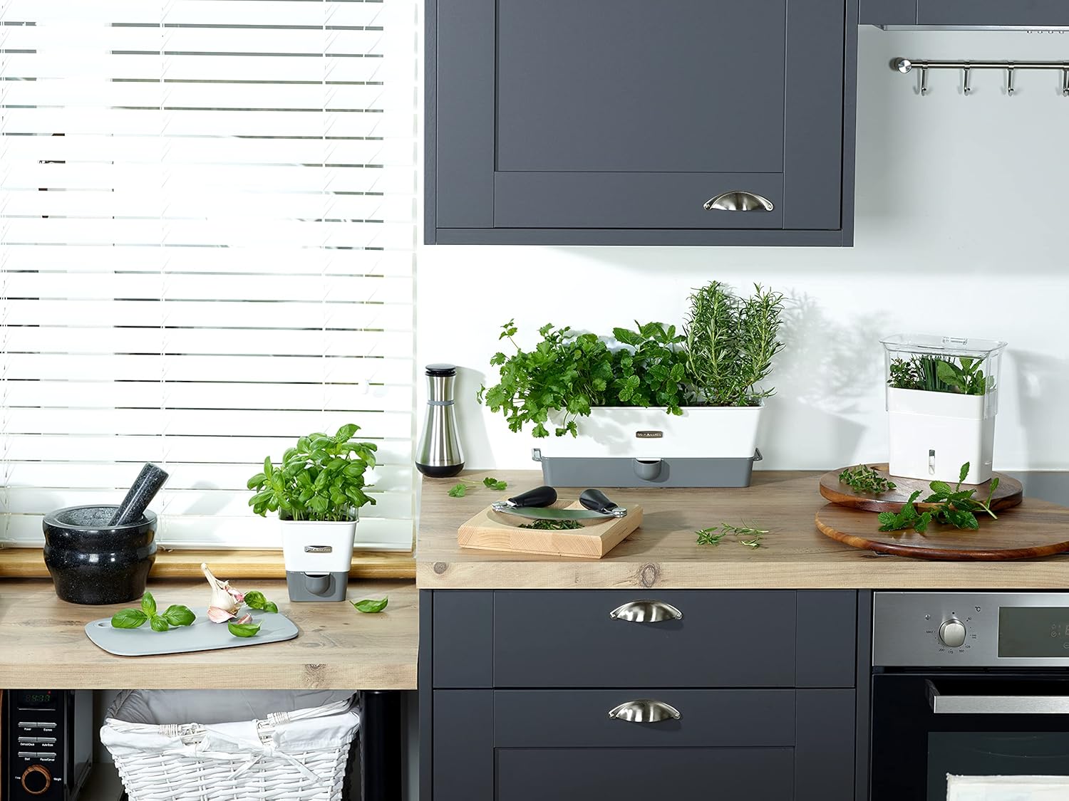 Cole & Mason Burwell Vaso Autoirrigante Triplo per Erbe - immagine 9